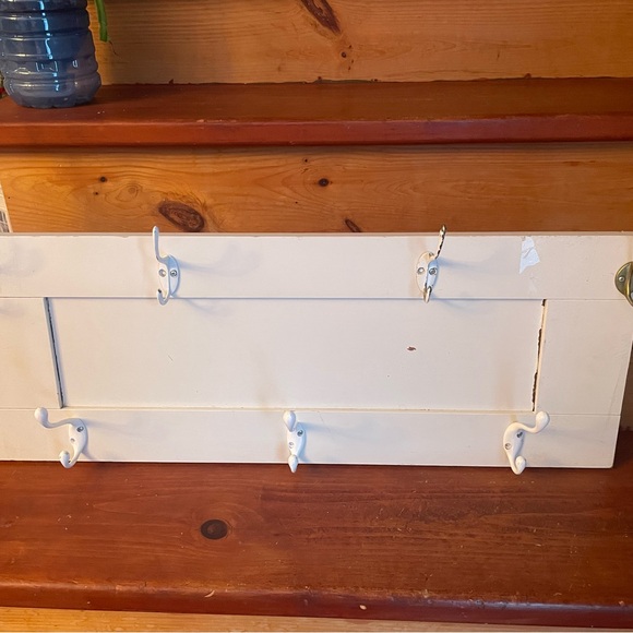 White Wall Mounted Coat Rack - Picture 1 of 4